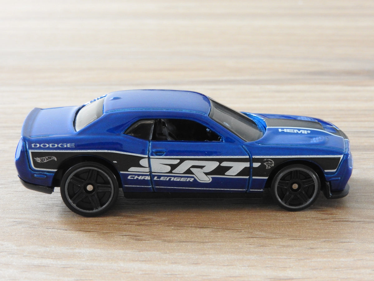'15 Dodge Challenger SRT
