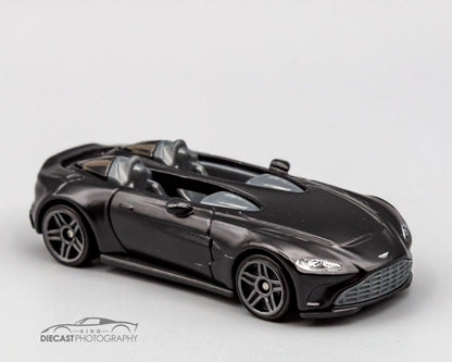 Aston Martin V12 Speedster