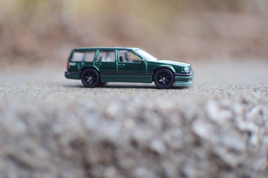 Custom Volvo 850 Estate